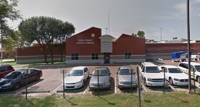 Tunica County inmate roaster