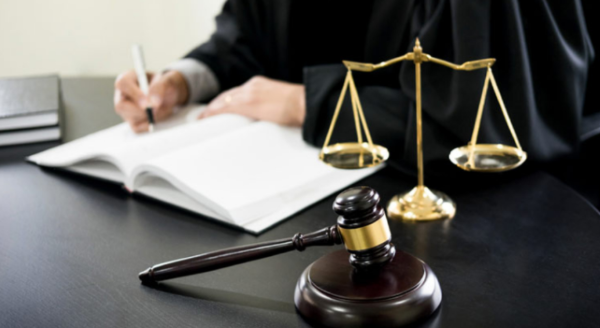 Best Free Lawyer Consultation Over the Phone